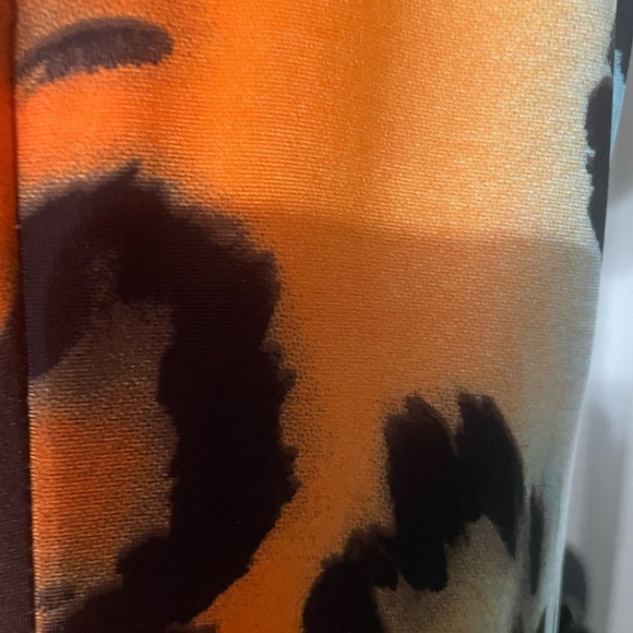 Frank Lyman Design Stand out Stunning Dress! - Picture 3 of 7